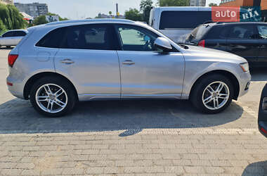 Внедорожник / Кроссовер Audi Q5 2015 в Черновцах