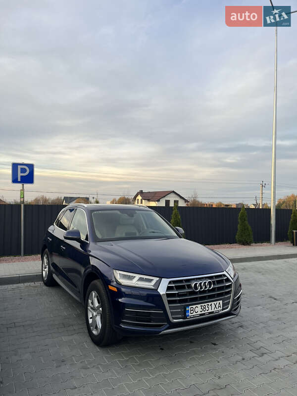 Внедорожник / Кроссовер Audi Q5 2017 в Львове