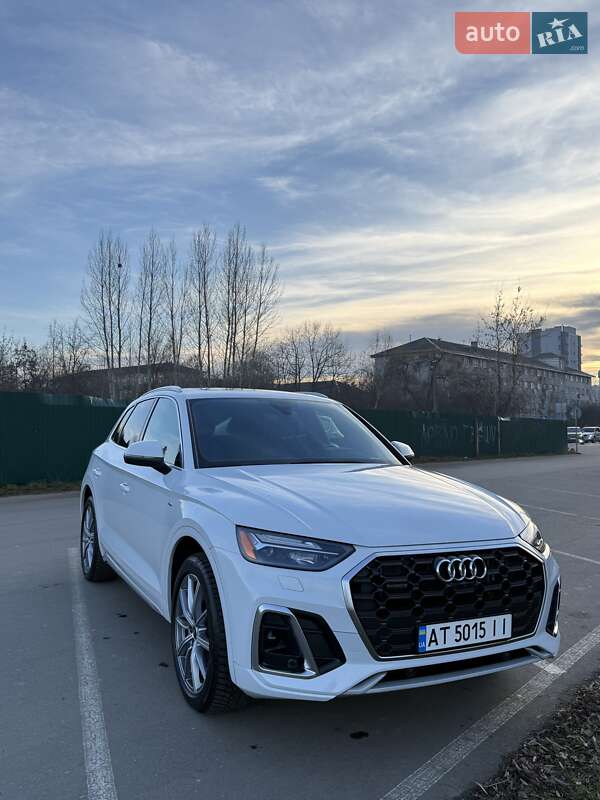 Позашляховик / Кросовер Audi Q5 2020 в Івано-Франківську Позашляховик / Кросовер Audi Q5 2020 в Івано-Франківську