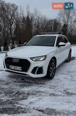 Позашляховик / Кросовер Audi Q5 2022 в Івано-Франківську