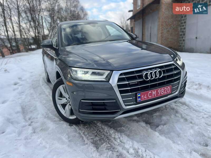 Внедорожник / Кроссовер Audi Q5 2018 в Тернополе