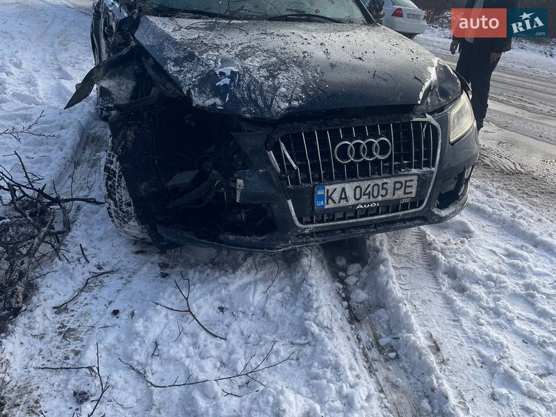 Внедорожник / Кроссовер Audi Q5 2012 в Киеве