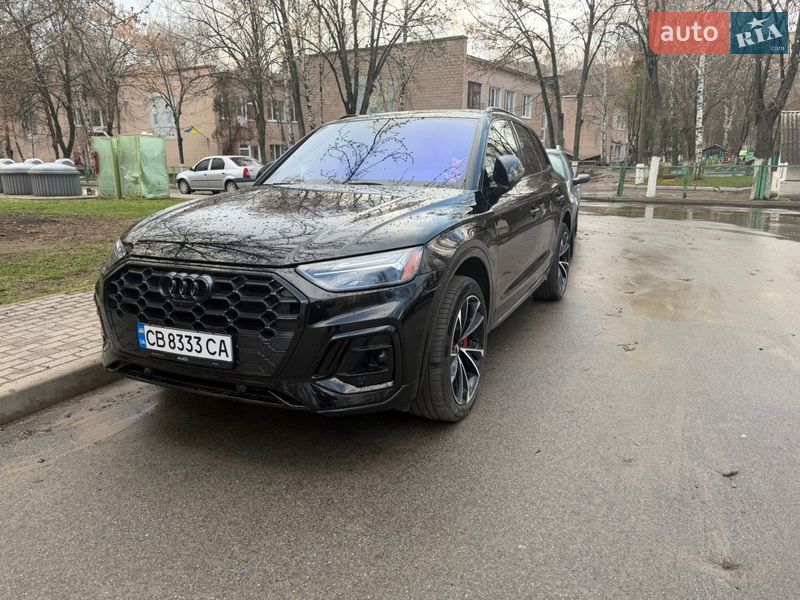 Позашляховик / Кросовер Audi Q5 2021 в Чернігові