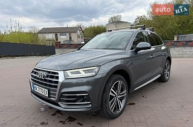 Внедорожник / Кроссовер Audi Q5 2018 в Ровно