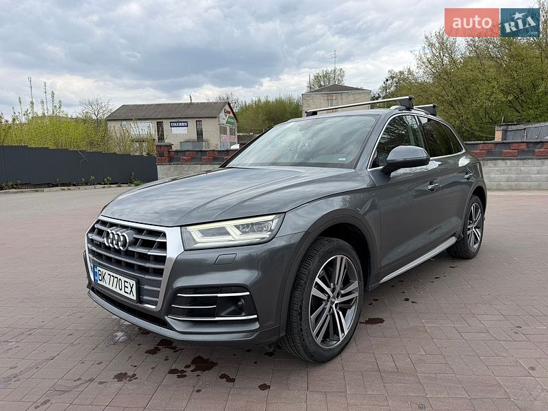 Внедорожник / Кроссовер Audi Q5 2018 в Ровно
