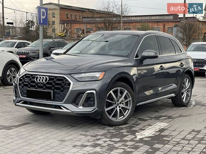 Позашляховик / Кросовер Audi Q5 2021 в Львові