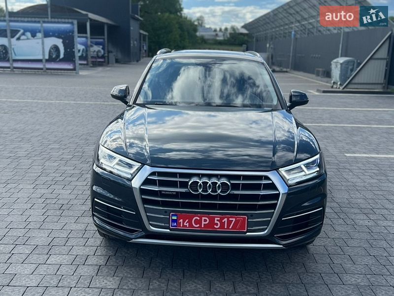 Внедорожник / Кроссовер Audi Q5 2018 в Самборе