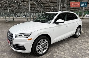 Позашляховик / Кросовер Audi Q5 2018 в Львові