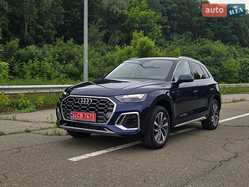 Внедорожник / Кроссовер Audi Q5 2022 в Киеве