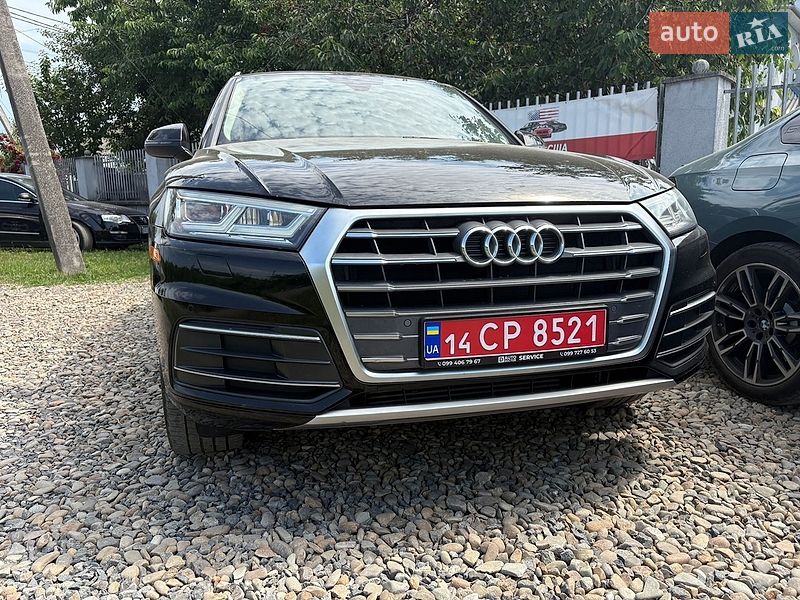 Внедорожник / Кроссовер Audi Q5 2017 в Ужгороде