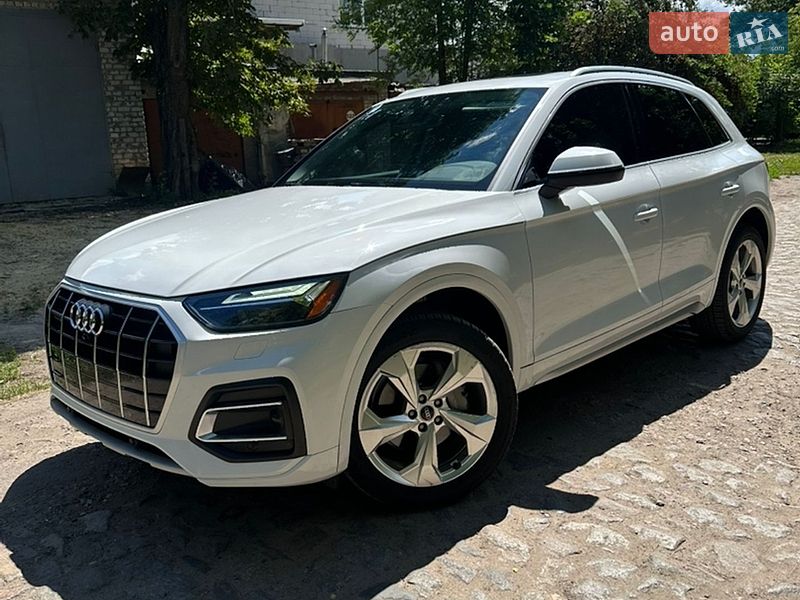 Внедорожник / Кроссовер Audi Q5 2021 в Харькове