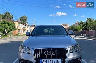 Позашляховик / Кросовер Audi Q5 2015 в Радомишлі