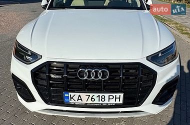 Позашляховик / Кросовер Audi Q5 2021 в Києві