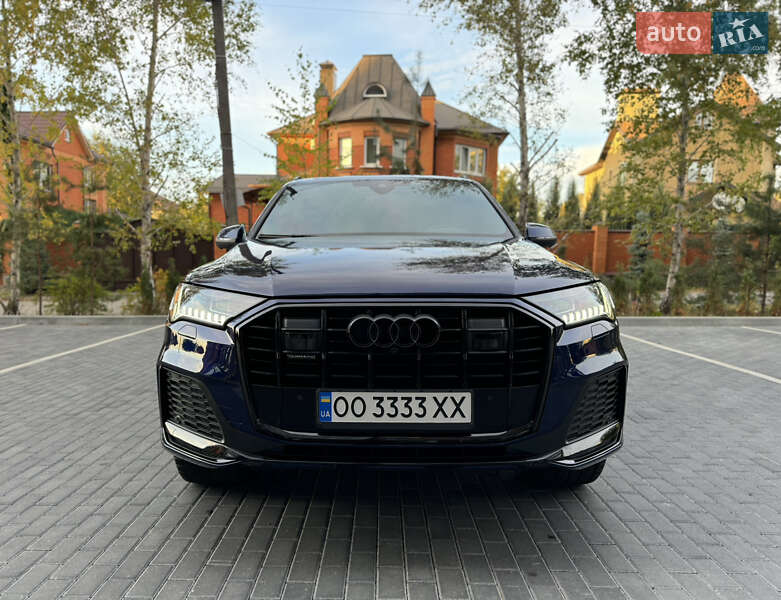 Позашляховик / Кросовер Audi Q7 2022 в Полтаві