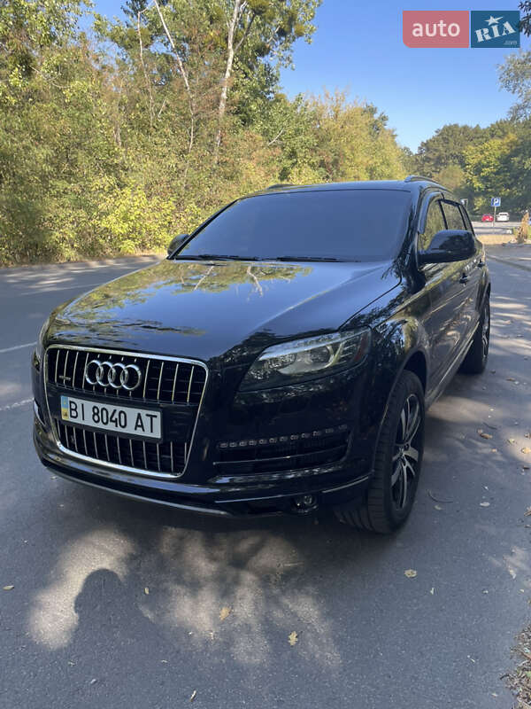 Внедорожник / Кроссовер Audi Q7 2011 в Полтаве