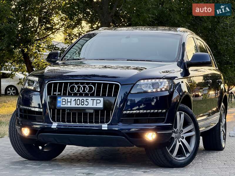 Внедорожник / Кроссовер Audi Q7 2012 в Одессе