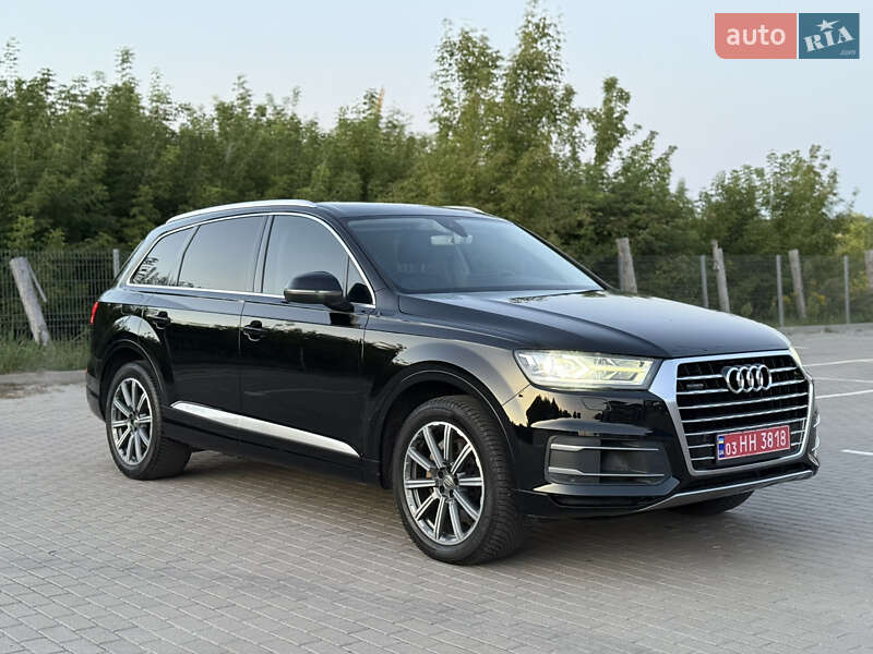 Внедорожник / Кроссовер Audi Q7 2016 в Тернополе