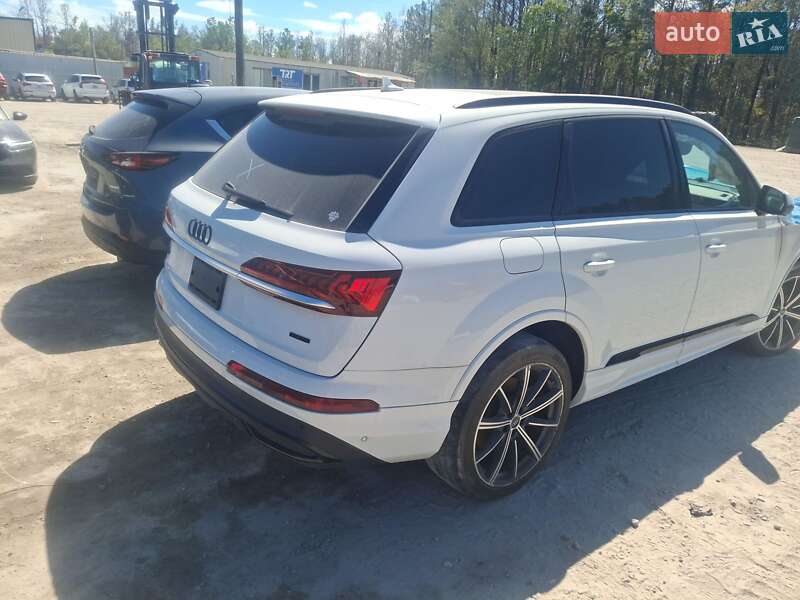 Внедорожник / Кроссовер Audi Q7 2021 в Львове