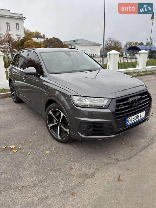 Внедорожник / Кроссовер Audi Q7 2019 в Полтаве