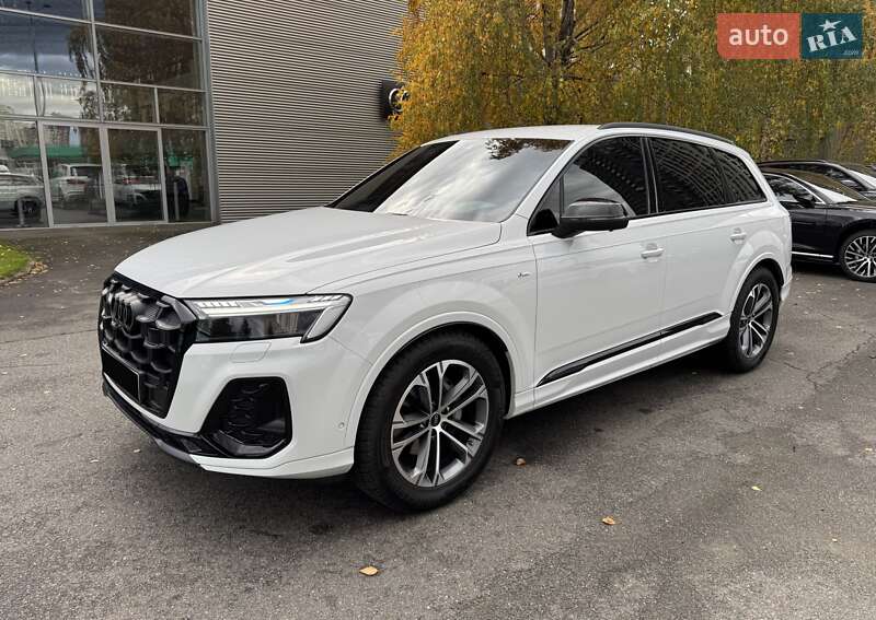 Внедорожник / Кроссовер Audi Q7 2025 в Киеве