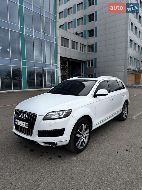 Внедорожник / Кроссовер Audi Q7 2014 в Днепре