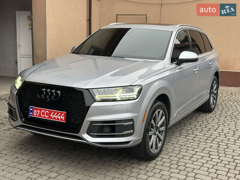 Позашляховик / Кросовер Audi Q7 2017 в Ужгороді Позашляховик / Кросовер Audi Q7 2017 в Ужгороді