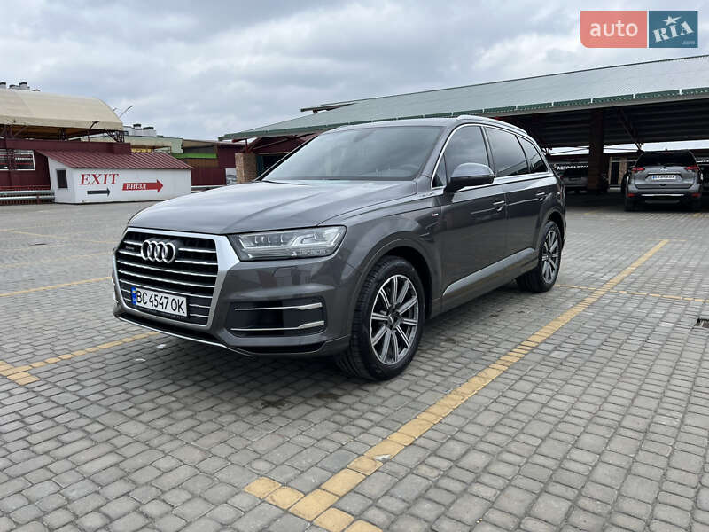 Внедорожник / Кроссовер Audi Q7 2019 в Львове
