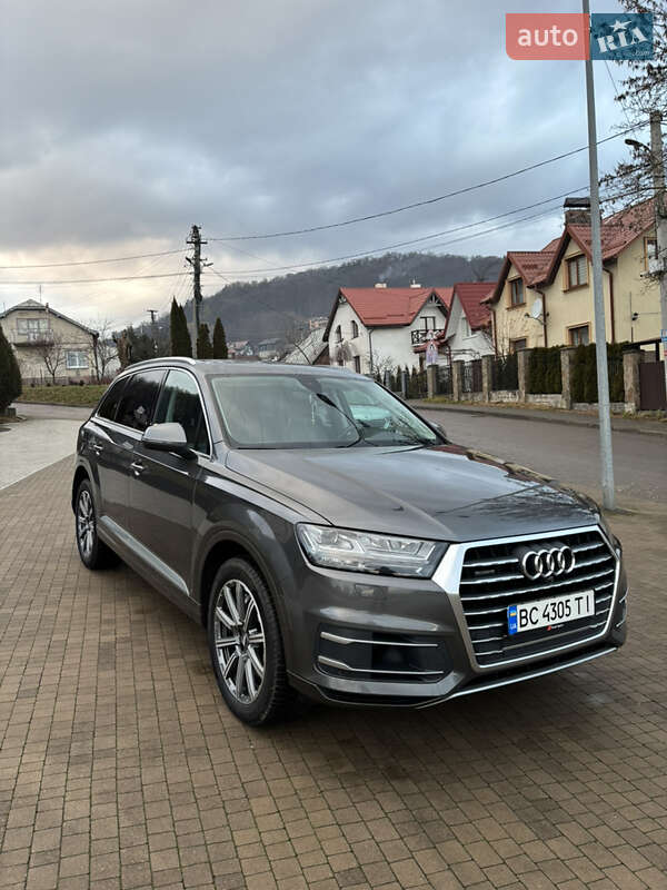Позашляховик / Кросовер Audi Q7 2018 в Львові