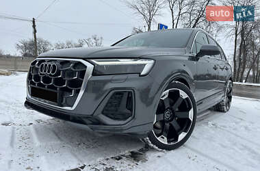 Внедорожник / Кроссовер Audi Q7 2025 в Днепре