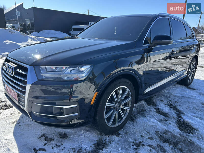 Внедорожник / Кроссовер Audi Q7 2016 в Луцке