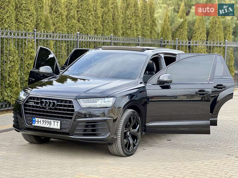 Внедорожник / Кроссовер Audi Q7 2018 в Одессе