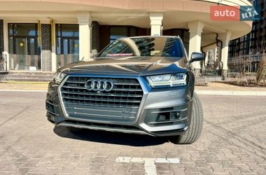 Внедорожник / Кроссовер Audi Q7 2017 в Киеве