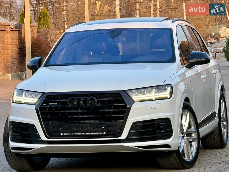 Позашляховик / Кросовер Audi Q7 2016 в Рівному Позашляховик / Кросовер Audi Q7 2016 в Рівному