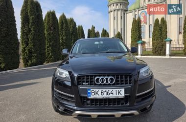 Внедорожник / Кроссовер Audi Q7 2015 в Дубно