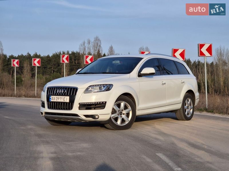 Внедорожник / Кроссовер Audi Q7 2013 в Киеве