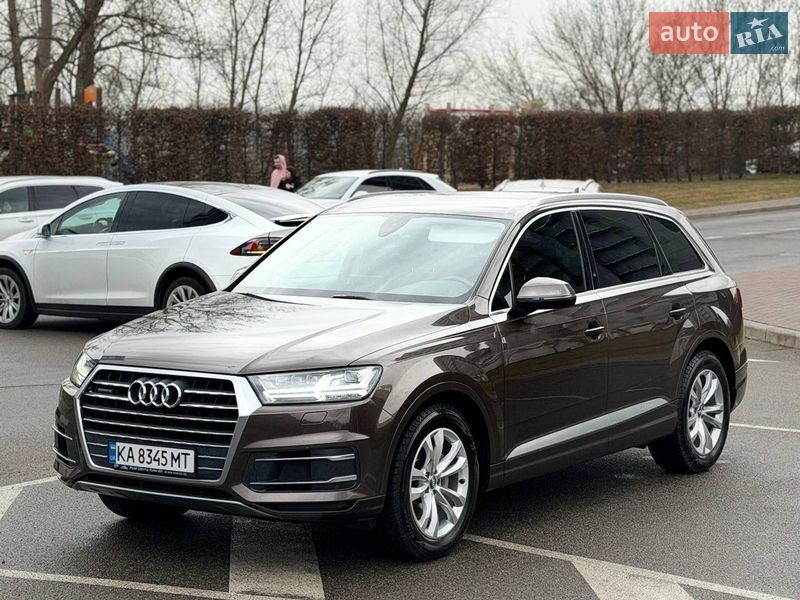 Внедорожник / Кроссовер Audi Q7 2017 в Киеве