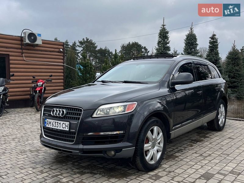 Внедорожник / Кроссовер Audi Q7 2007 в Святопетровское