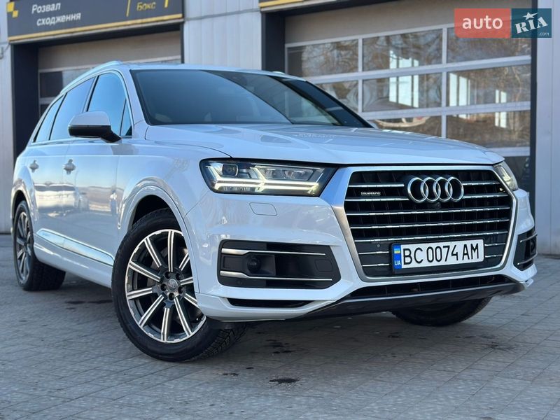 Позашляховик / Кросовер Audi Q7 2018 в Дрогобичі