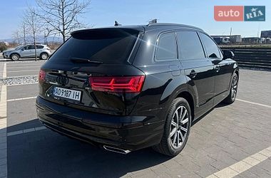 Позашляховик / Кросовер Audi Q7 2016 в Ужгороді