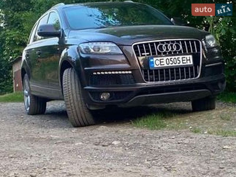 Позашляховик / Кросовер Audi Q7 2011 в Чернівцях