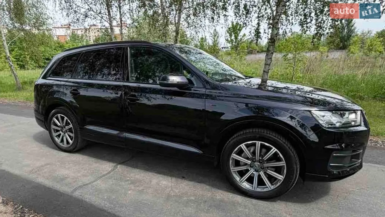 Audi Q7 2018 photo 3