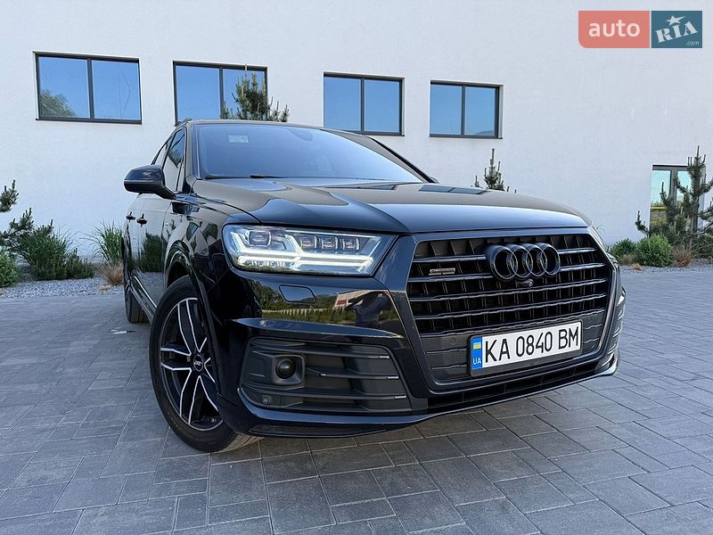 Внедорожник / Кроссовер Audi Q7 2016 в Луцке