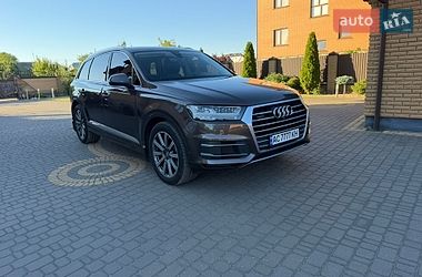 Внедорожник / Кроссовер Audi Q7 2017 в Ратным