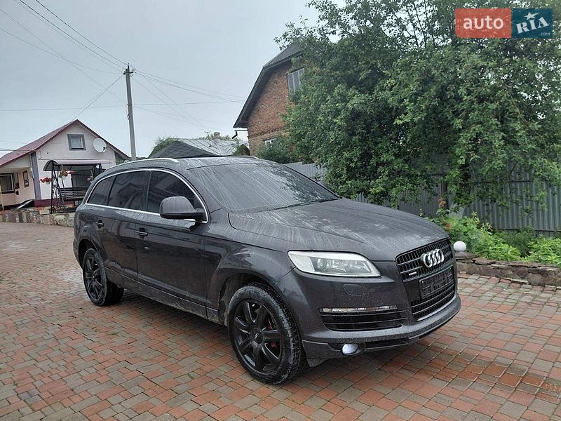 Внедорожник / Кроссовер Audi Q7 2006 в Тернополе