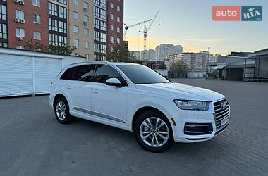 Позашляховик / Кросовер Audi Q7 2019 в Одесі