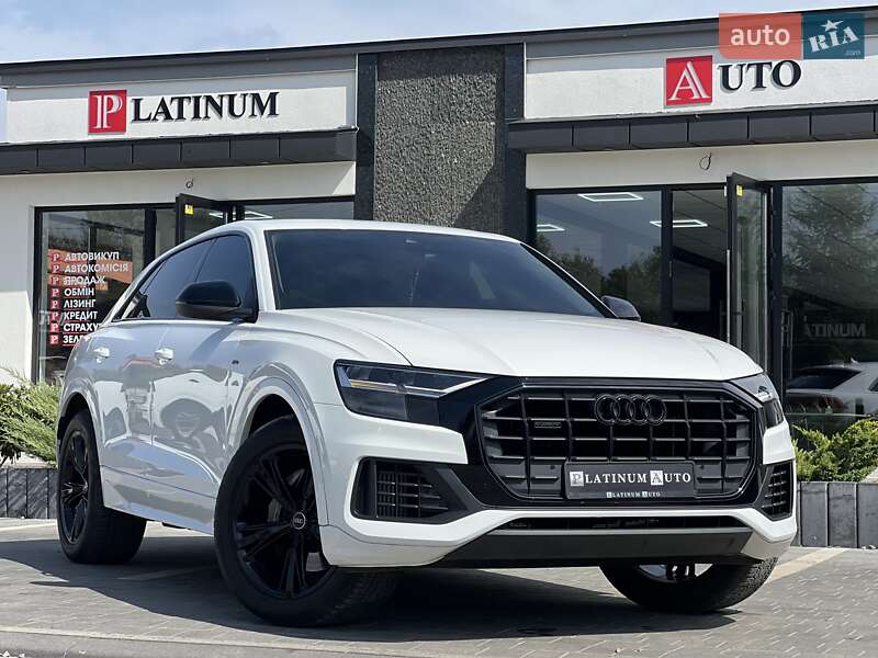 Внедорожник / Кроссовер Audi Q8 2018 в Ужгороде