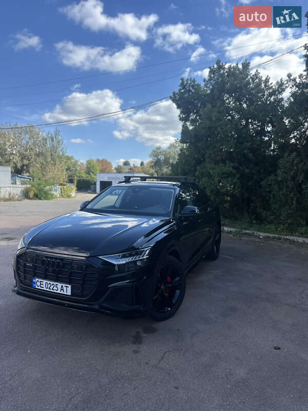 Внедорожник / Кроссовер Audi Q8 2022 в Киеве