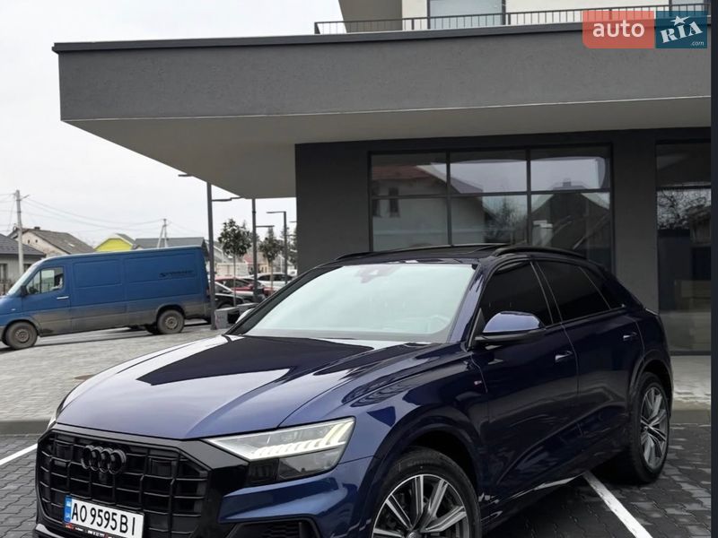 Внедорожник / Кроссовер Audi Q8 2019 в Виноградове