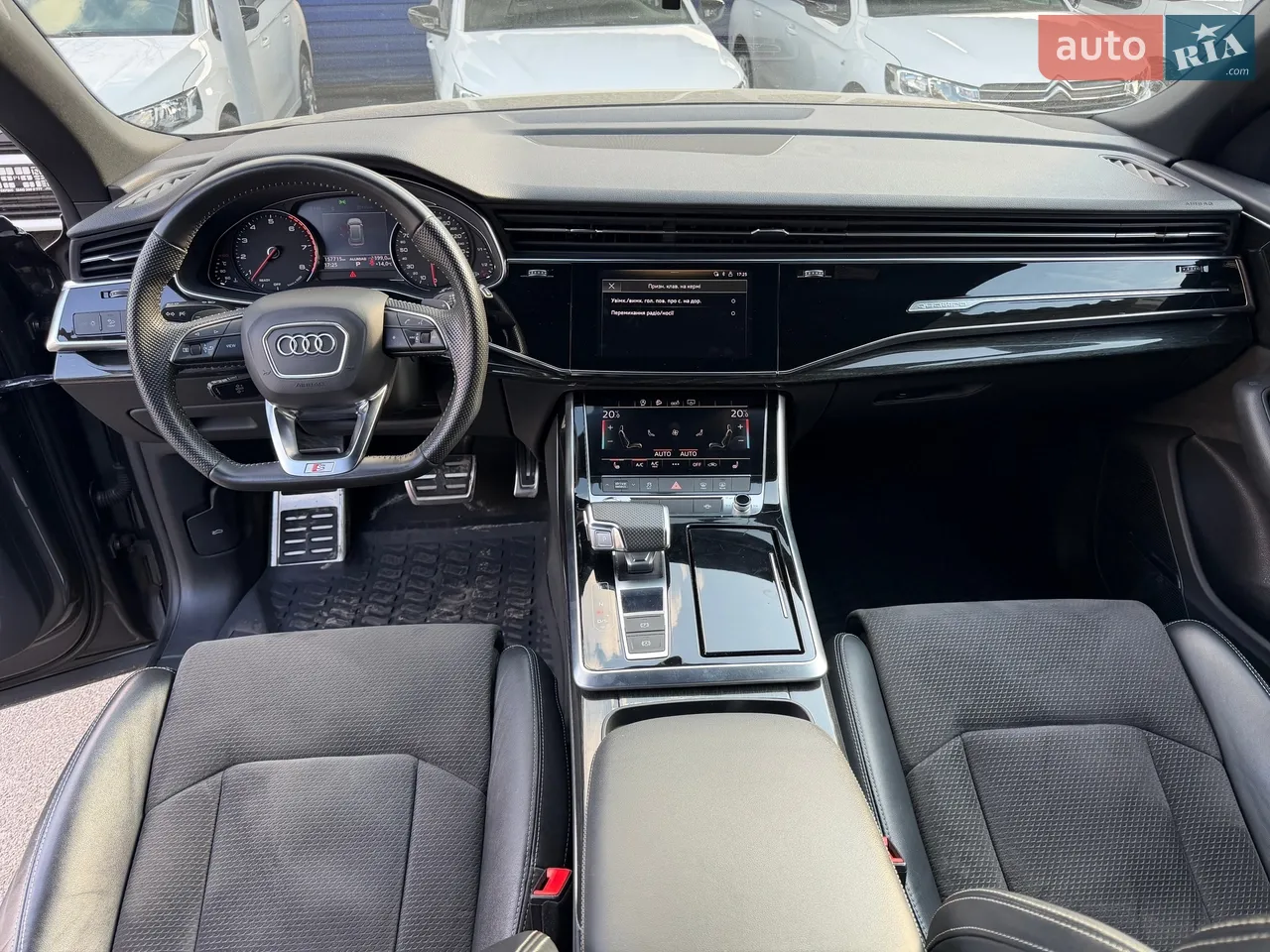 Audi Q8 2019 photo 5