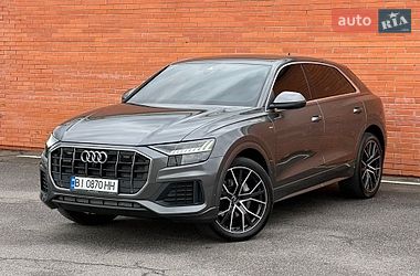 Внедорожник / Кроссовер Audi Q8 2019 в Киеве